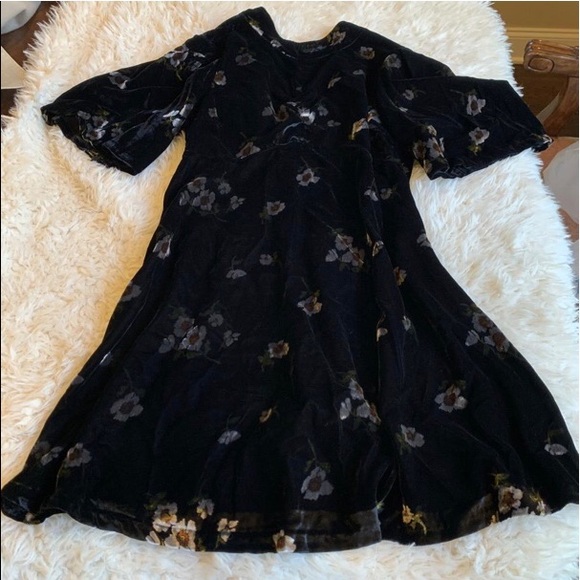 NWT FREE PEOPLE BLK VELVET FLORAL DRESS - Picture 7 of 9